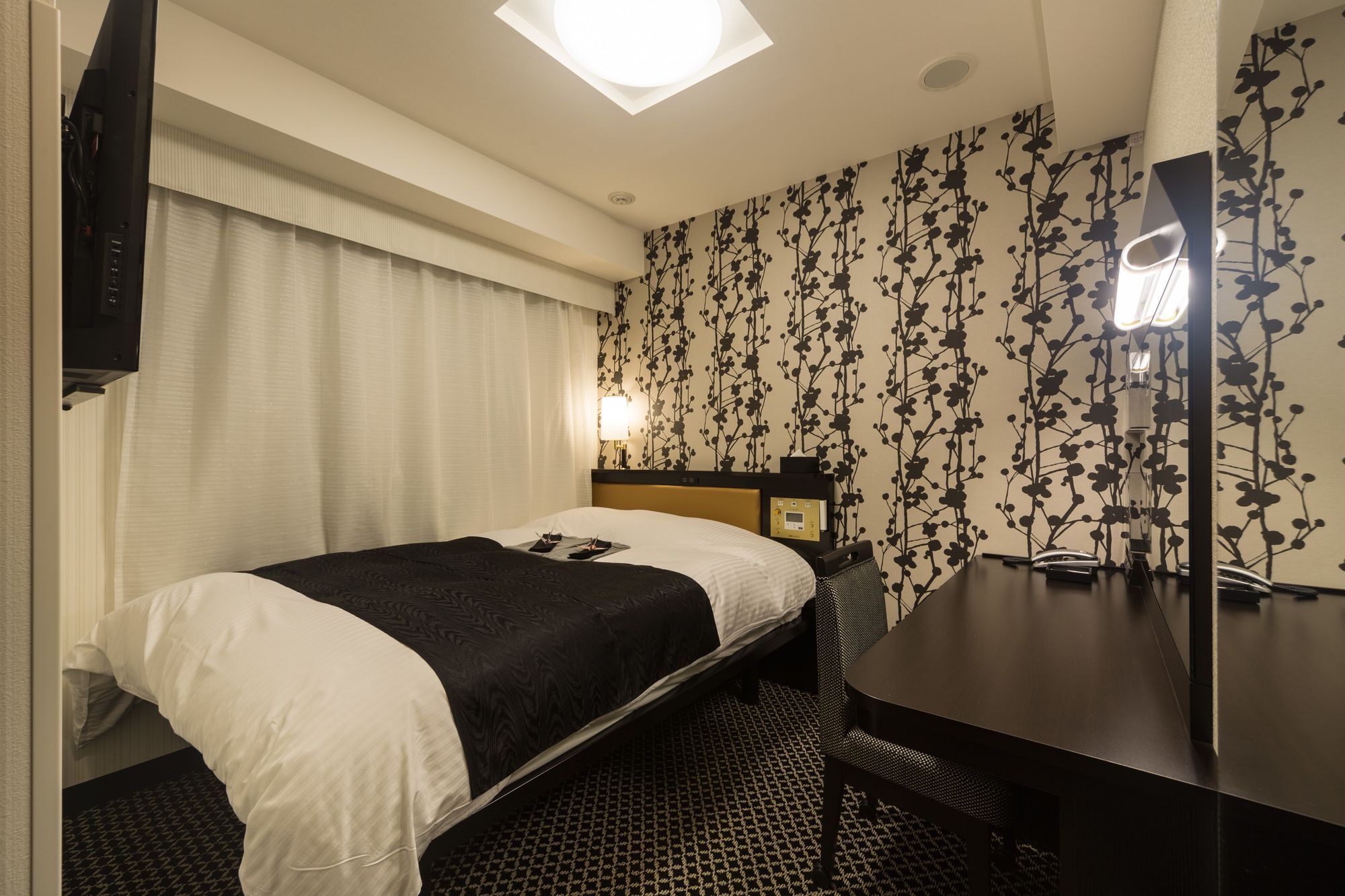טוקיו Apa Hotel Iidabashi Ekiminami מראה חיצוני תמונה